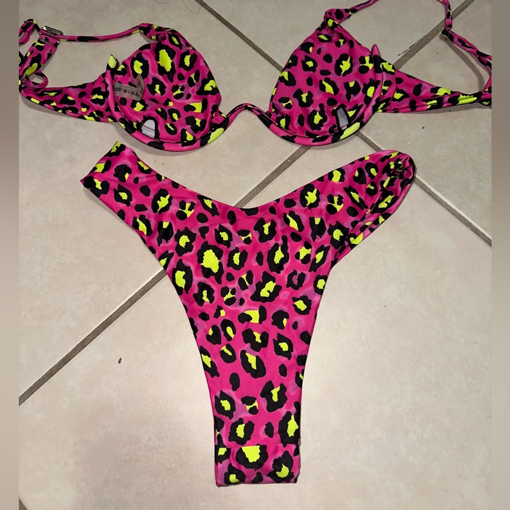 Bikini set - Picture 5 of 7